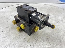 Grove GMK 3050 Axle lock valve