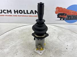 Liebherr LTM 1025 joystick