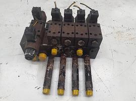 Grove GMK 5100 control block separate steering