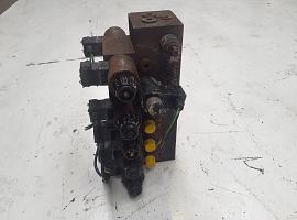 Grove GMK 5100 control block separate steering
