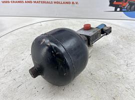 Spierings SK477 AT4 level control and suspension lock