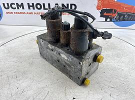 Liebherr LTM 1400-7.1 hydro control block
