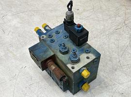 Faun ATF 40G-2 hydro valve block