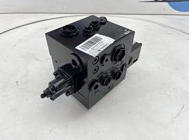 Terex hydraulic control valve