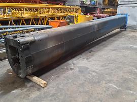 Liebherr LTM 1100-4.2 telescopic section 3