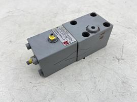 Liebherr LTM valve
