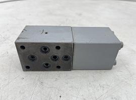 Liebherr LTM valve