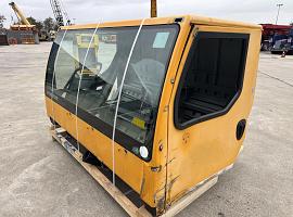 Liebherr LTM lower cab 