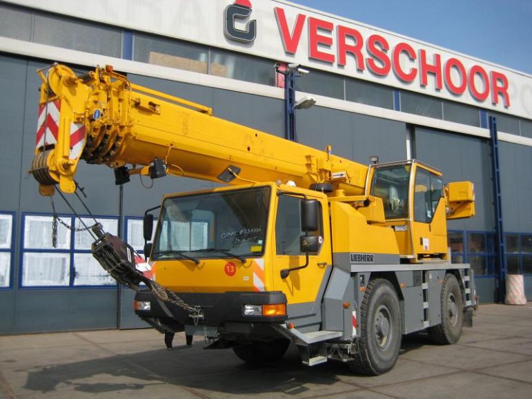 Liebherr LTM 1040 2.1.