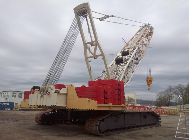 Crawler Crane 300T