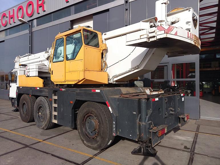 Liebherr LTM 1050-1