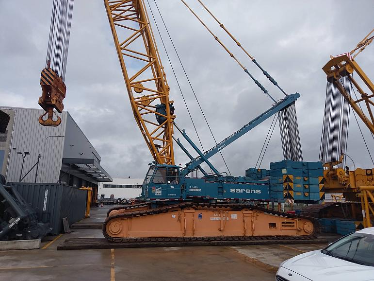 Liebherr LR 1400-1