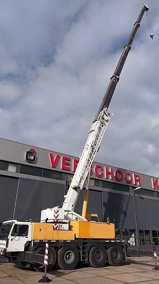 Liebherr LTM 1070-1