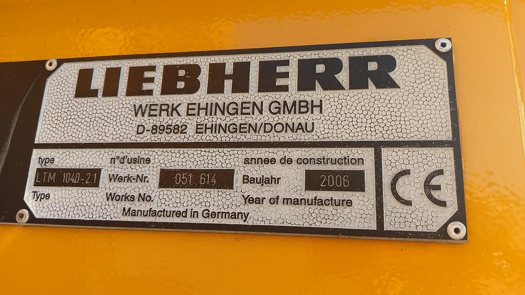 Liebherr LTM 1040-2.1