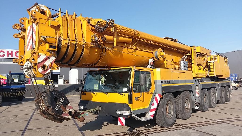 Liebherr LTM 1300-1