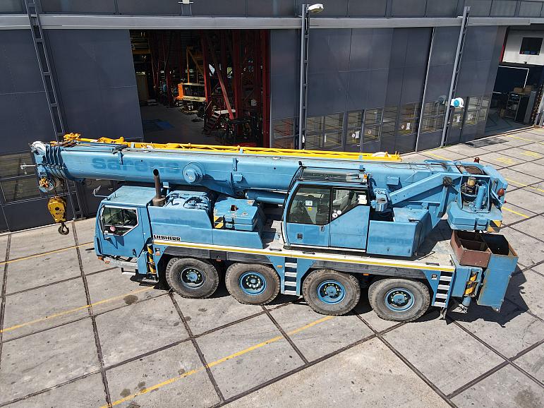 Liebherr LTM 1060-2