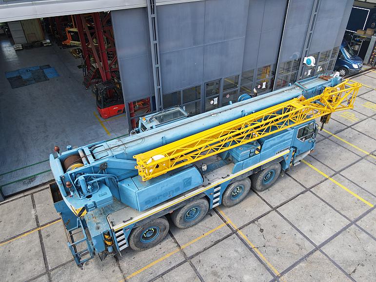 Liebherr LTM 1060-2