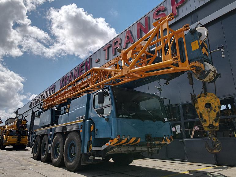 Liebherr LTM 1060-2