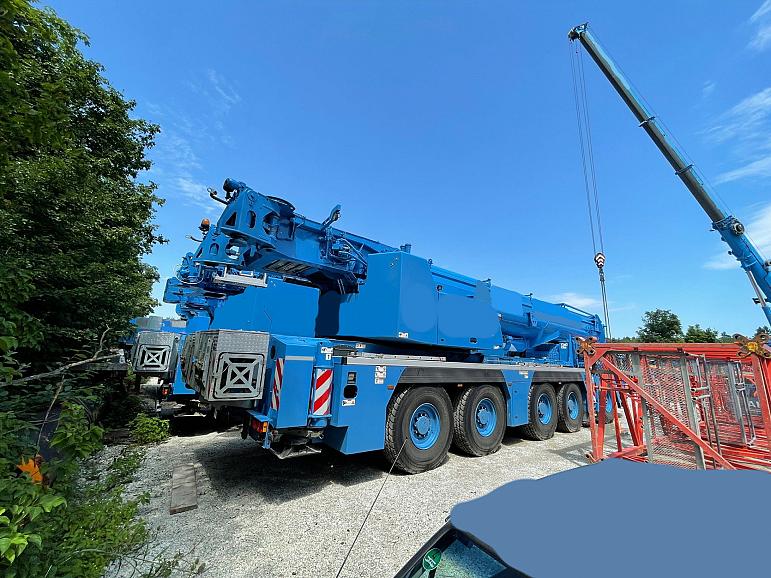 Liebherr LTM 1230-5.1 