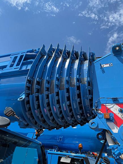 Liebherr LTM 1230-5.1 