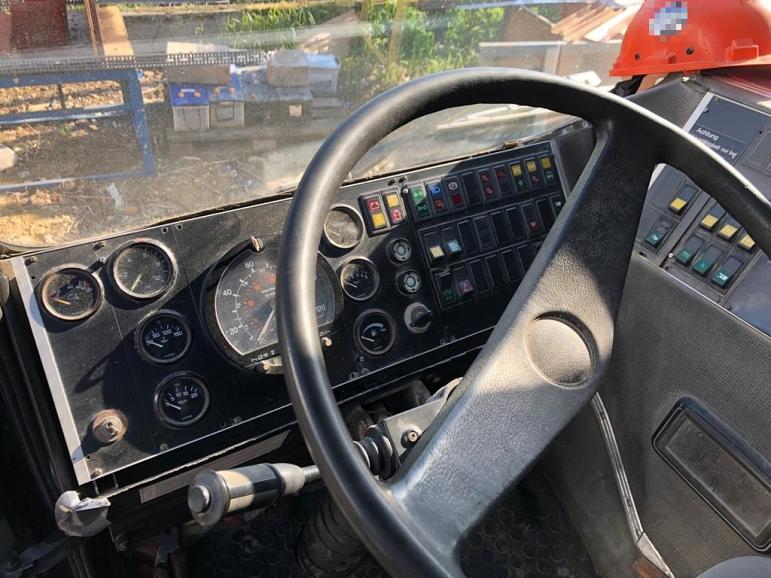 Grove GMK 5160