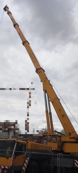 Liebherr LTM 1300