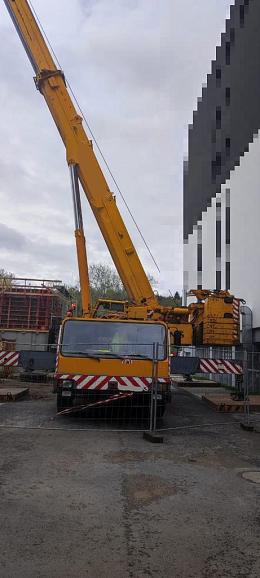 Liebherr LTM 1300