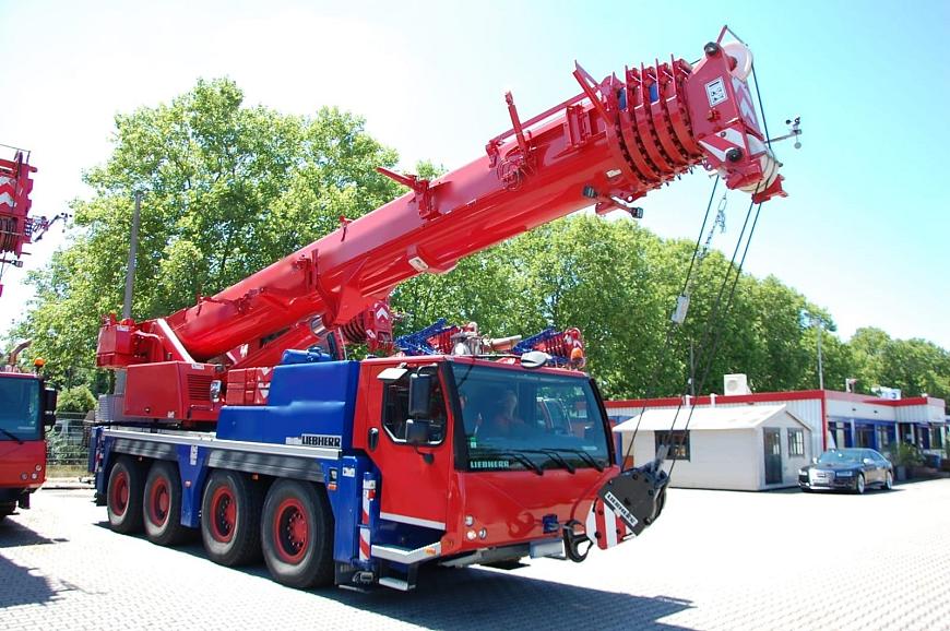 Liebherr LTM 1070-4.2