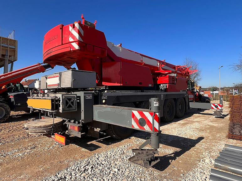 Liebherr LTM 1070 - 4.2