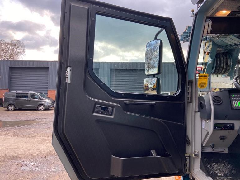 Liebherr LTM 1130-5.1