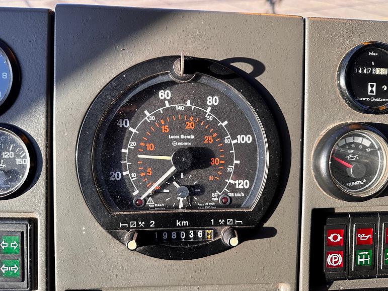 Grove GMK 3050