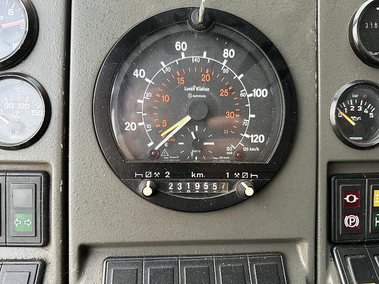 Grove GMK 3050