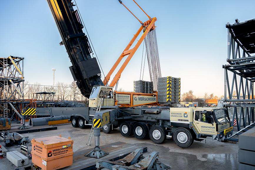 Liebherr LG 1550 / LTM 1800