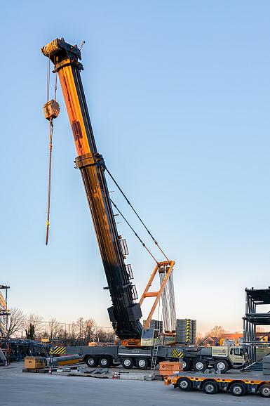 Liebherr LG 1550 / LTM 1800