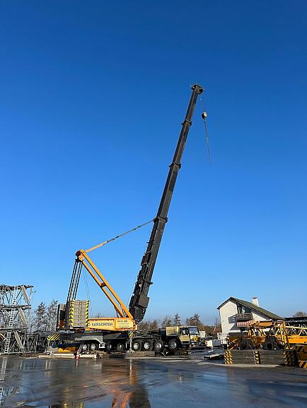 Liebherr LG 1550 / LTM 1800