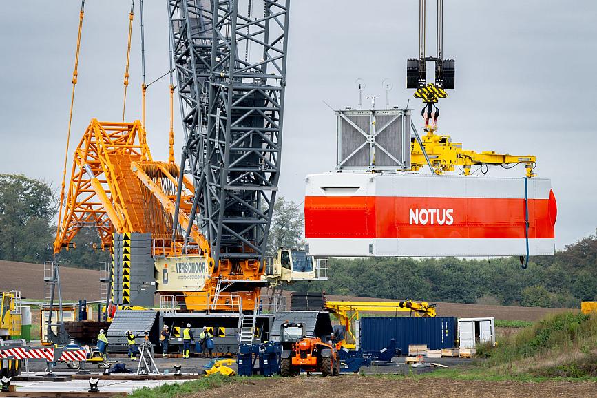 Liebherr LR 11000