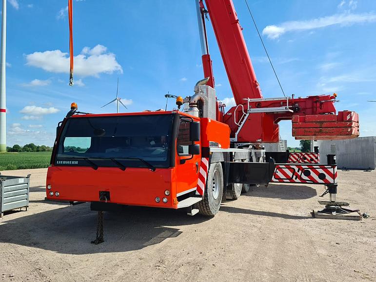 Liebherr LTM 1250-5.1