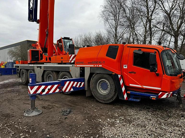 Grove GMK 5250 XL-1