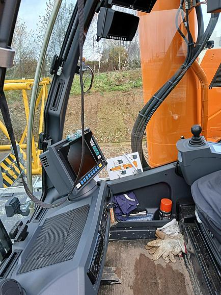 Liebherr LTM 1300-6.3 