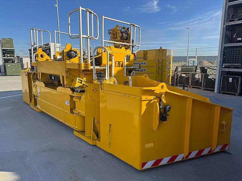 Liebherr LTM 1650-8.1