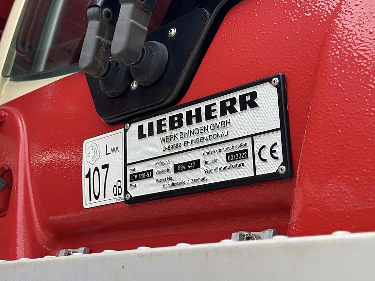 Liebherr LTM 1230-5.1 