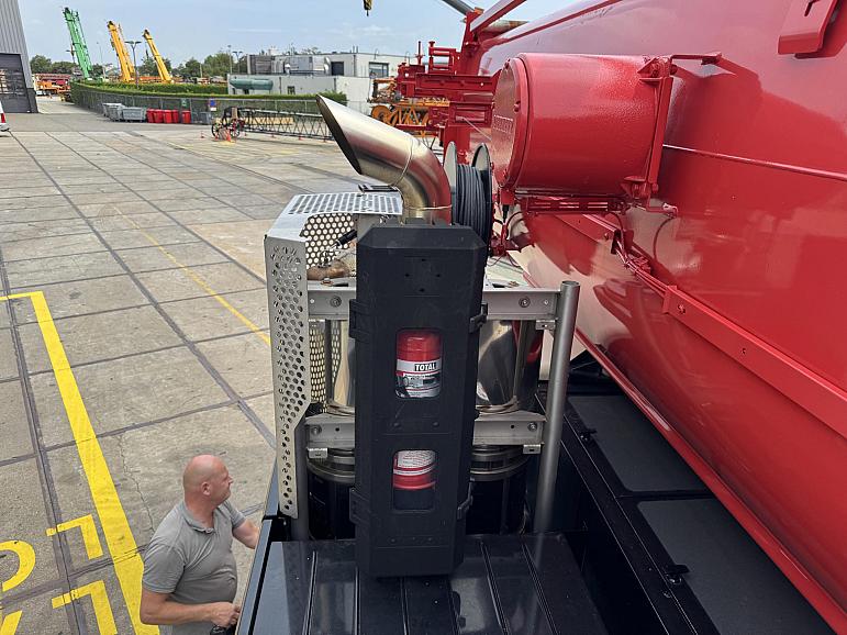 Liebherr LTM 1230-5.1 