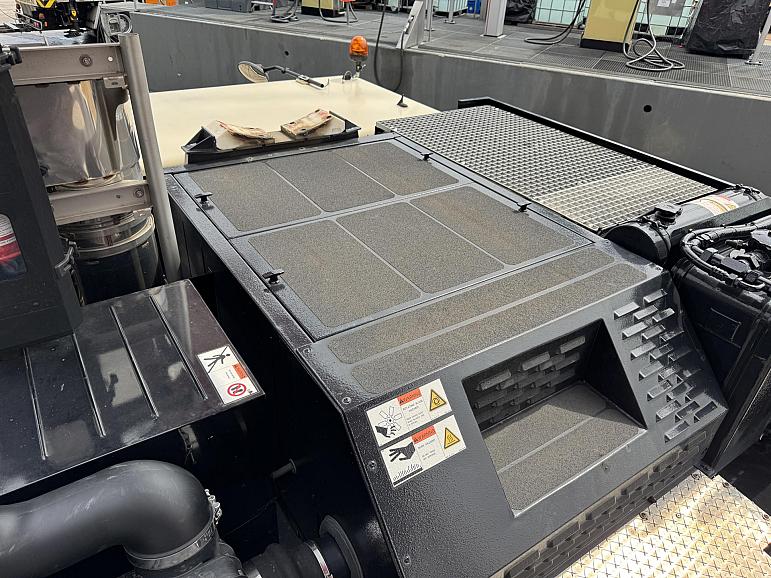 Liebherr LTM 1230-5.1 