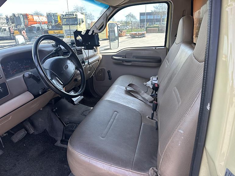 Ford F350 service truck 