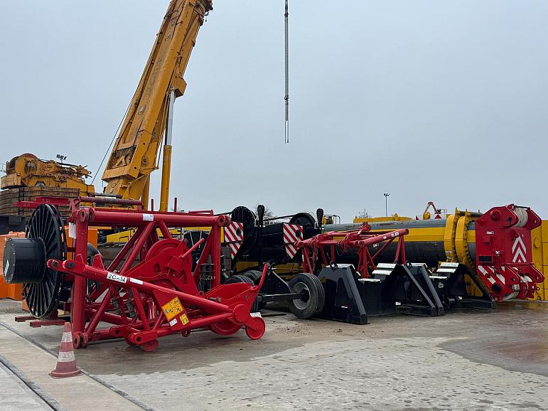 Liebherr LTM 1650-8.1