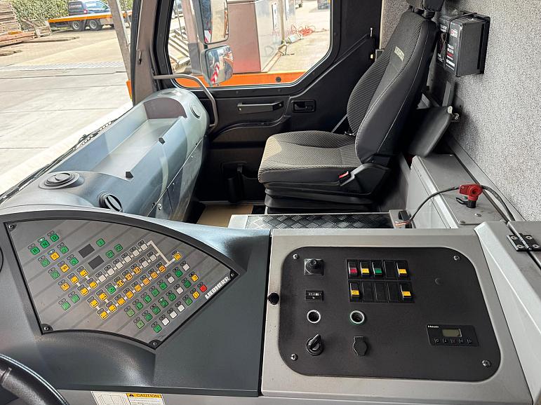 Liebherr LTM 1500-8.1