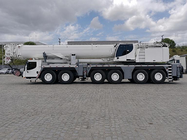 Liebherr LTM 1350-6.1
