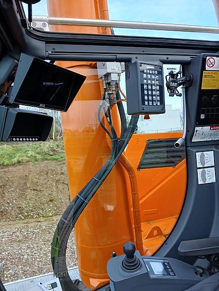 Liebherr LTM 1300-6.3