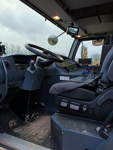 Liebherr LTM 1300-6.3