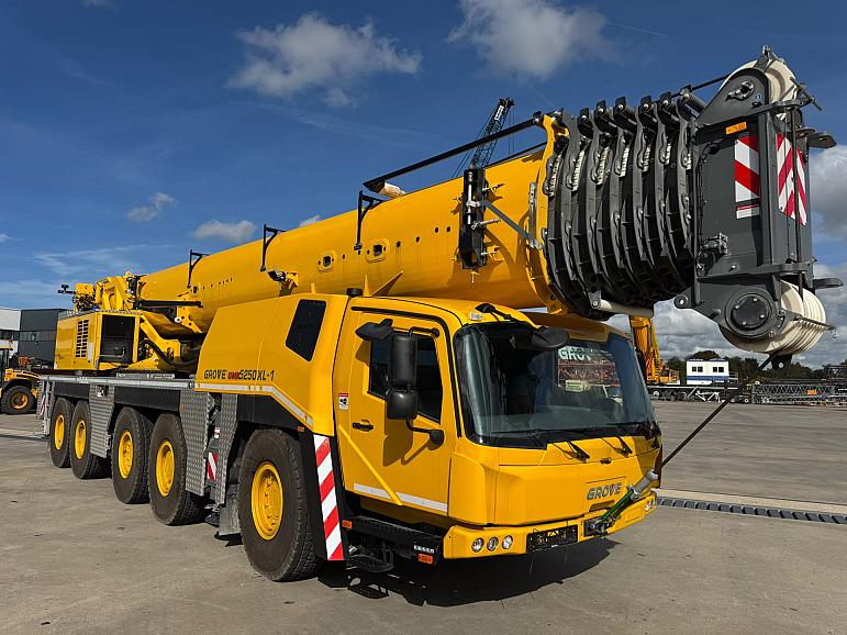 Grove GMK 5250 XL-1
